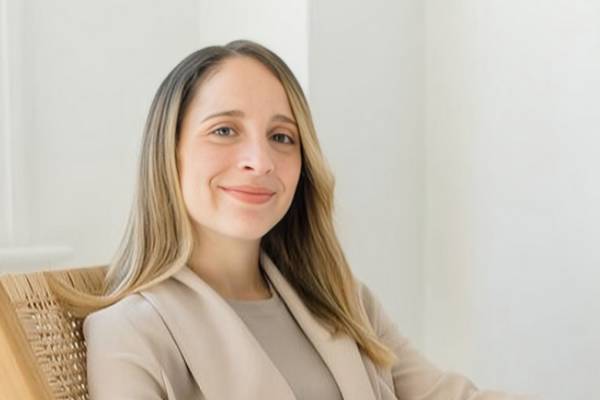 This is a photo of Alexa at Alexa Gelles & Associates.