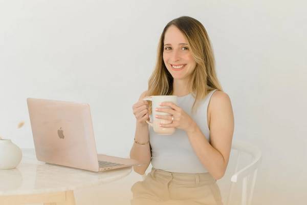 This is a photo of Alexa Gelles at Alexa Gelles & Associates.