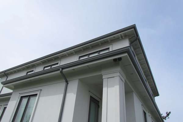This is a photo of the repaired gutter at the Vancouver Gutters.