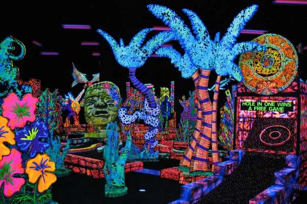This is a photo of the mini golf course at Putting Edge Vaughan.