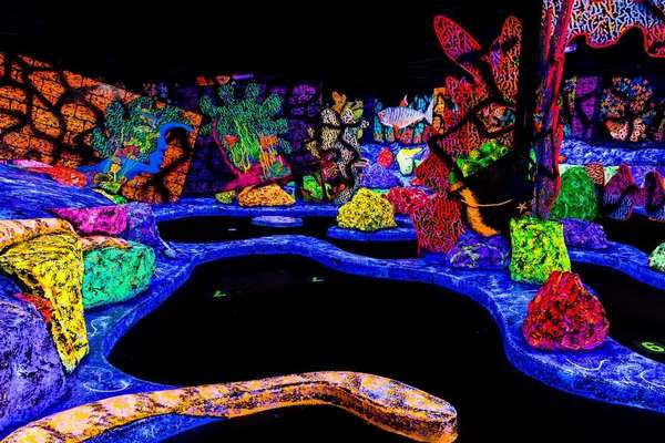 This is a photo of the mini putt decor at Putting Edge Vaughan.